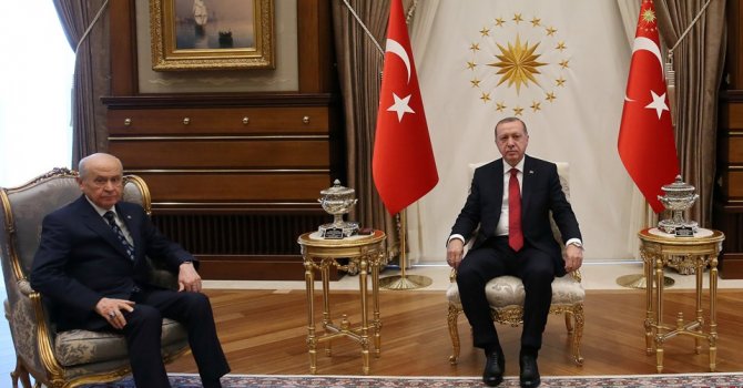 Erdoğan açıklama yapıyor (Beştepe'de erken seçim zirvesi)