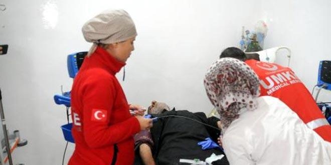 Türk doktorlar, Tel Abyad'da sağlık hizmeti veriyor