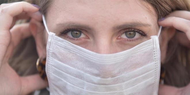 Maskenin doğru kullanılmaması göz ve cilt hastalıklarına da yol açabilir