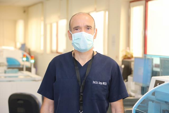 Akdeniz Üniversitesi Kovid-19 Laboratuvar Sorumlusu Prof. Dr. Derya Mutlu'dan aşı açıklaması:
