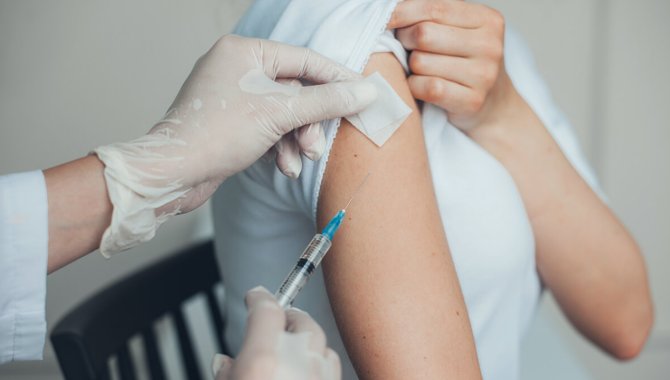 CHP'li Şahbaz, HPV aşısının ulusal aşı takvimine alınmasını istedi