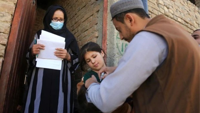 Afganistan'da çocuk felcine karşı aşı kampanyası başlatıldı