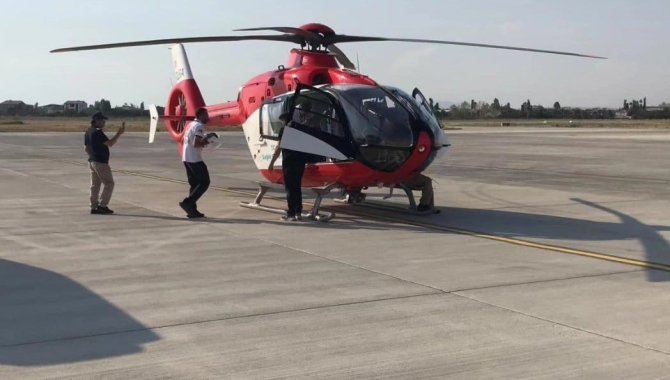 Kalp Hastası Bebek Helikopter Ambulansla Diyarbakır’a Sevk Edildi