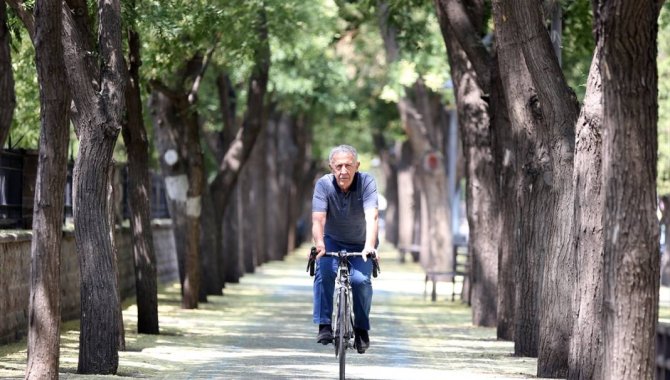 22 yılda Edirne'den Kars'a 19 kez gidip gelecek kadar pedal çevirdi
