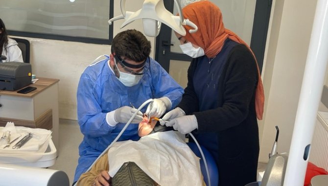 Ergani Ağız ve Diş Sağlığı Merkezi ilk yılında 85 bin hastaya hizmet verdi