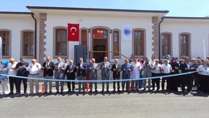 Konya'da tarihi hemşirelik binası hizmete açıldı