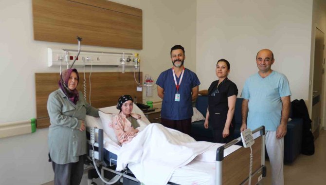 Gittiği Hastanelerde “Kolunu Keselim” Denildi, Şifayı Eskişehir’de Buldu