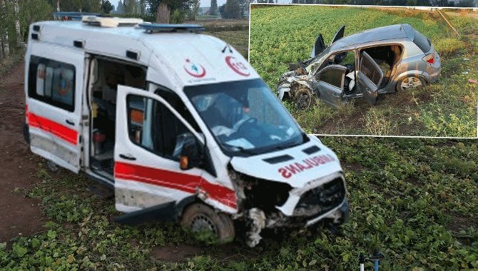 Afyonkarahisar'da ambulans ile otomobilin çarpışması sonucu yaralananlardan 1'i öldü