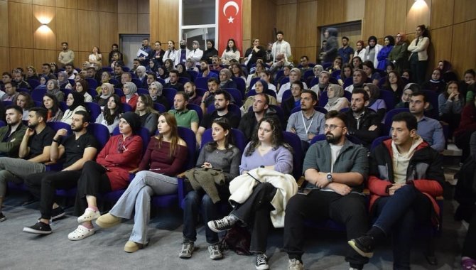 Bayburt’ta Sağlık Çalışanlarına Yaşam Destek Eğitimi Verildi