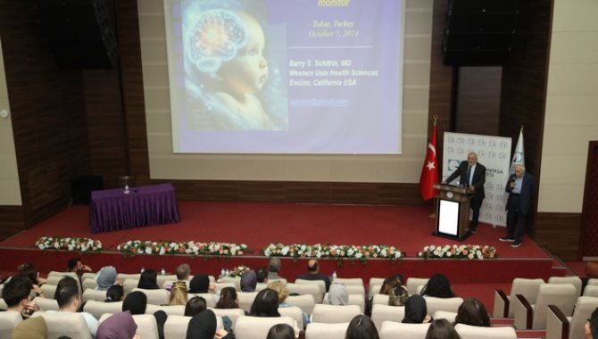 Tokat'ta "yeni doğanda nörolojik hasarların önlenmesi" konferansı yapıldı