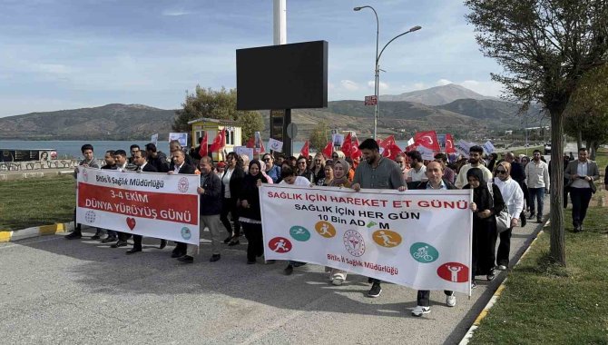 Tatvan’da Dünya Yürüyüş Günü Etkinliği Düzenlendi