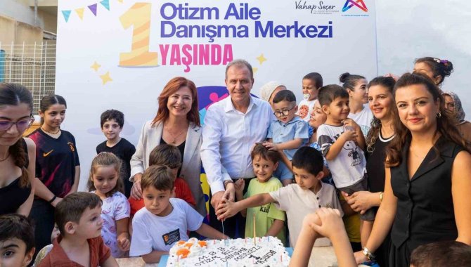 Otizm Aile Danışma Merkezi 1 Yaşında