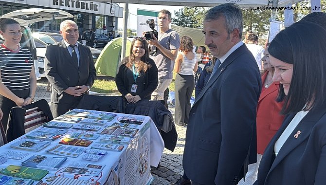 Edirne'de üniversite öğrencilerine sağlık hizmetleri tanıtıldı