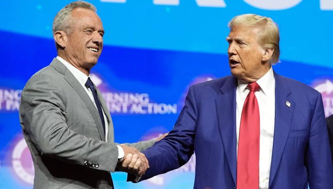 Trump, Sağlık Bakanlığı'na  Robert F. Kennedy Jr.'ı aday gösterdi