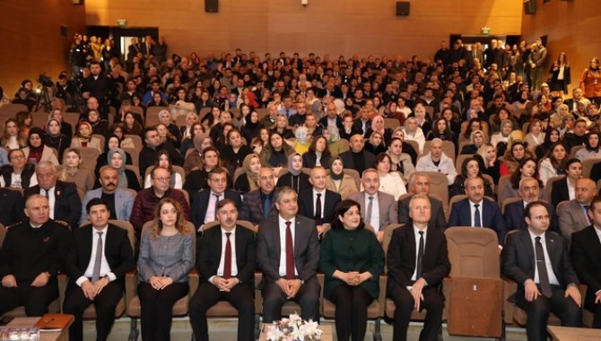 Karabük'te uyuşturucu ve bağımlılıkla mücadele toplantısı yapıldı