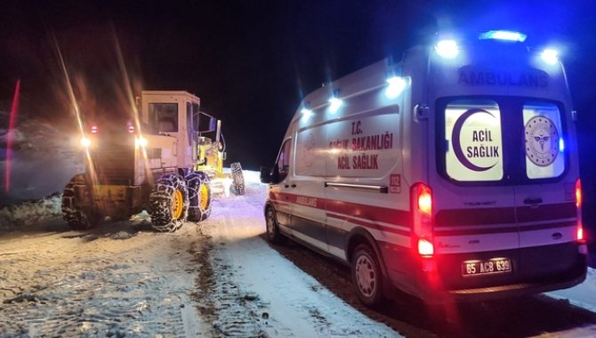 Van'da rahatsızlanan askeri personel, ekiplerin çalışmasıyla hastaneye ulaştırıldı