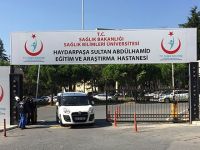 Hastane bahçesi, hastane personeli tarafından temizlendi