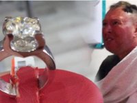 40 bin dolarlık yüzüğü çalmak için yutan turist hastaneye kaldırıldı