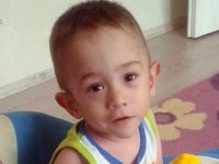 Kanepeden düşen minik Yaşar, hayatını kaybetti