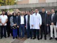 Hastadan, doktor ile hastane çalışanına dayak