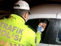 İstanbul'un giriş ve çıkışlarında sürücü ve yolcuların ateşi ölçülüyor