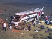 Balıkesir'de yolcu otobüsü devrildi: 15 kişi öldü, 17 kişi yaralandı