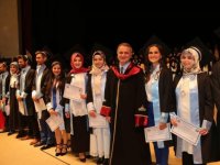 KTÜ Hemşirelik ile Sağlık Yönetimi Bölümü öğrencileri mezun oldu