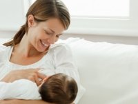 “Anne Sütüyle Beslenen Bebeklerde Obezite Riski Daha Düşük”
