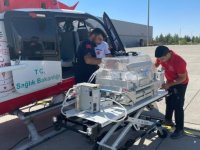 Şanlıurfa'da ambulans helikopter 3 günlük bebek için havalandı