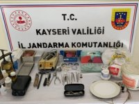 Kayseri'de ruhsatsız diş muayenehanesi işleten kişi hakkında adli işlem başlatıldı