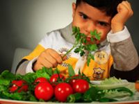 Çocuğunuza sebze yedirmenin yeni yolları!